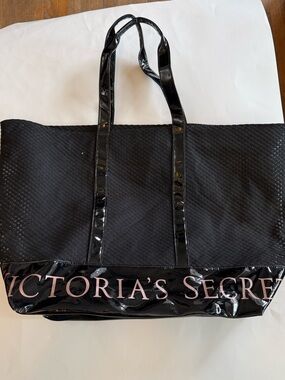 BUNDLE: Victoria Secret Bags, 2 total